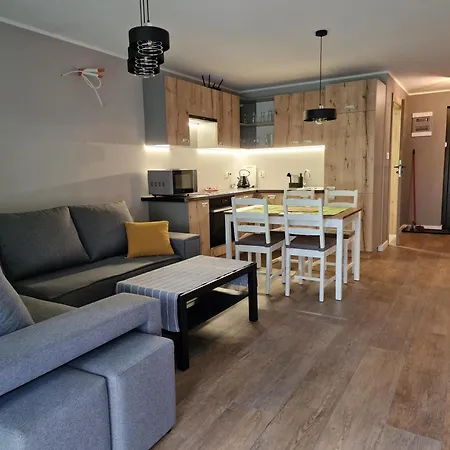 Sosny 2,1 Nad Jeziorem Otw Borowno Wielkie * Skarszewy